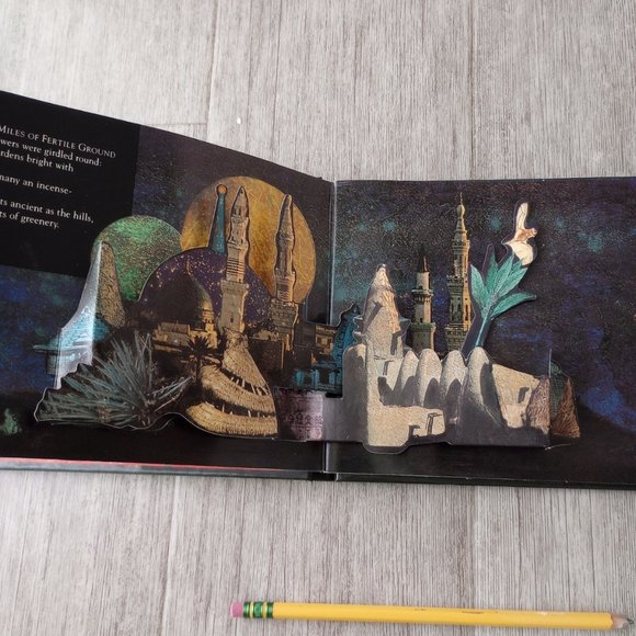 Kubla Khan: A Pop-Up Version of Coleridge's Classic Hardcover - Picture 3 of 5